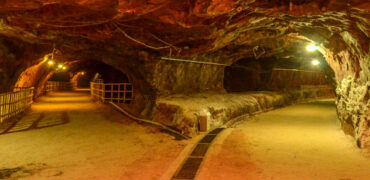 khewrasaltmine khewrasaltmine